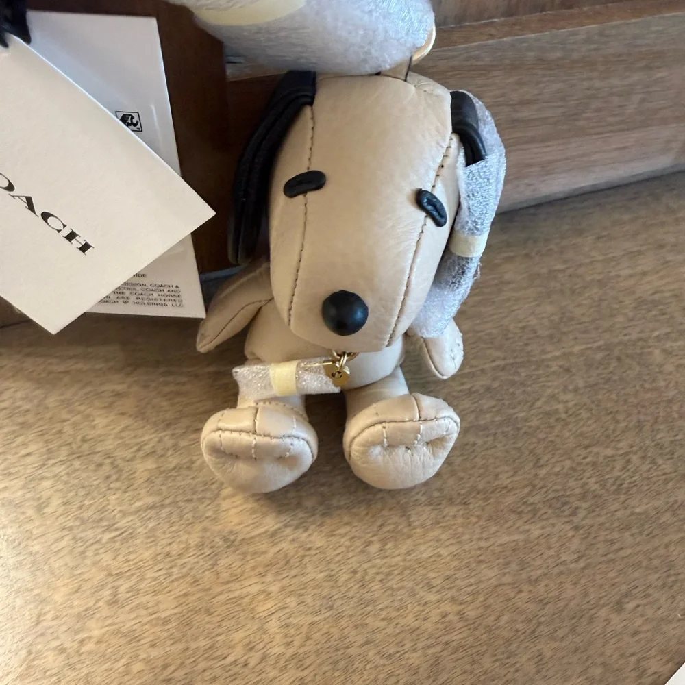 Coach Snoopy bundle - Picture 6 of 10